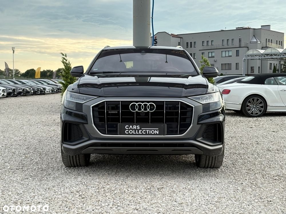 Audi Q8 - 9