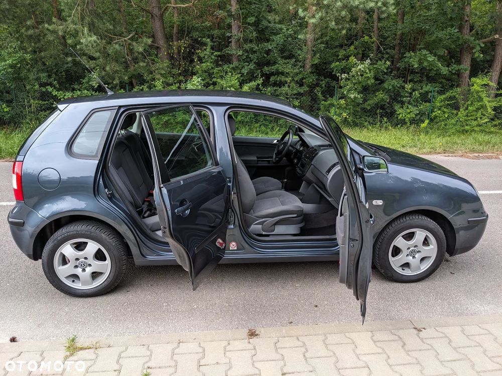 Volkswagen Polo 1.2 Comfortline - 24