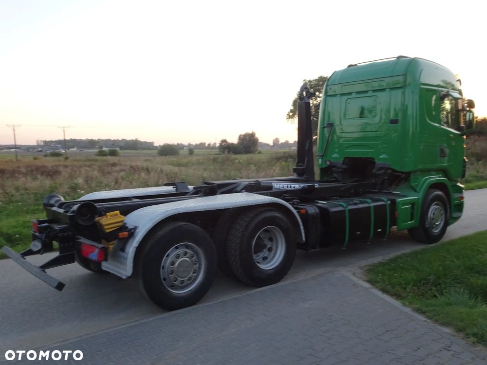 Scania R480 hakowiec Meiller z Niemiec os skretna podnoszona - 8