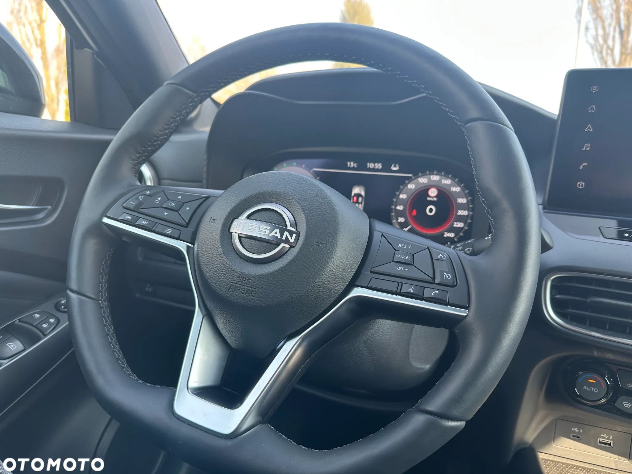 Nissan Juke - 11