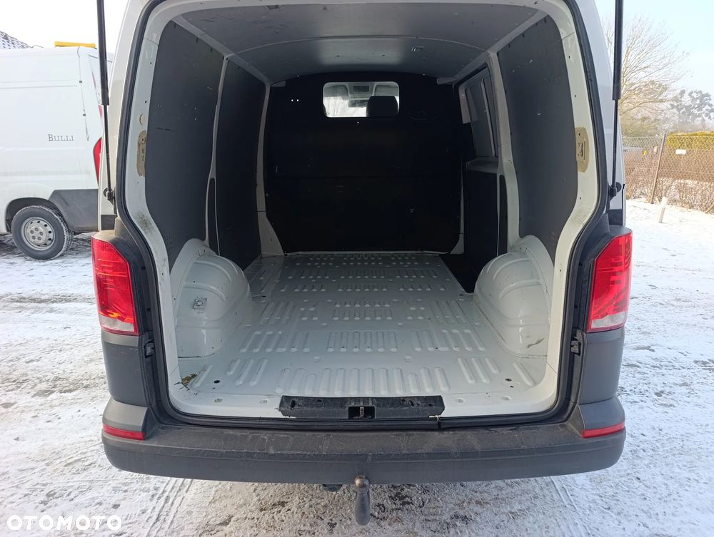 Volkswagen Transporter - 19