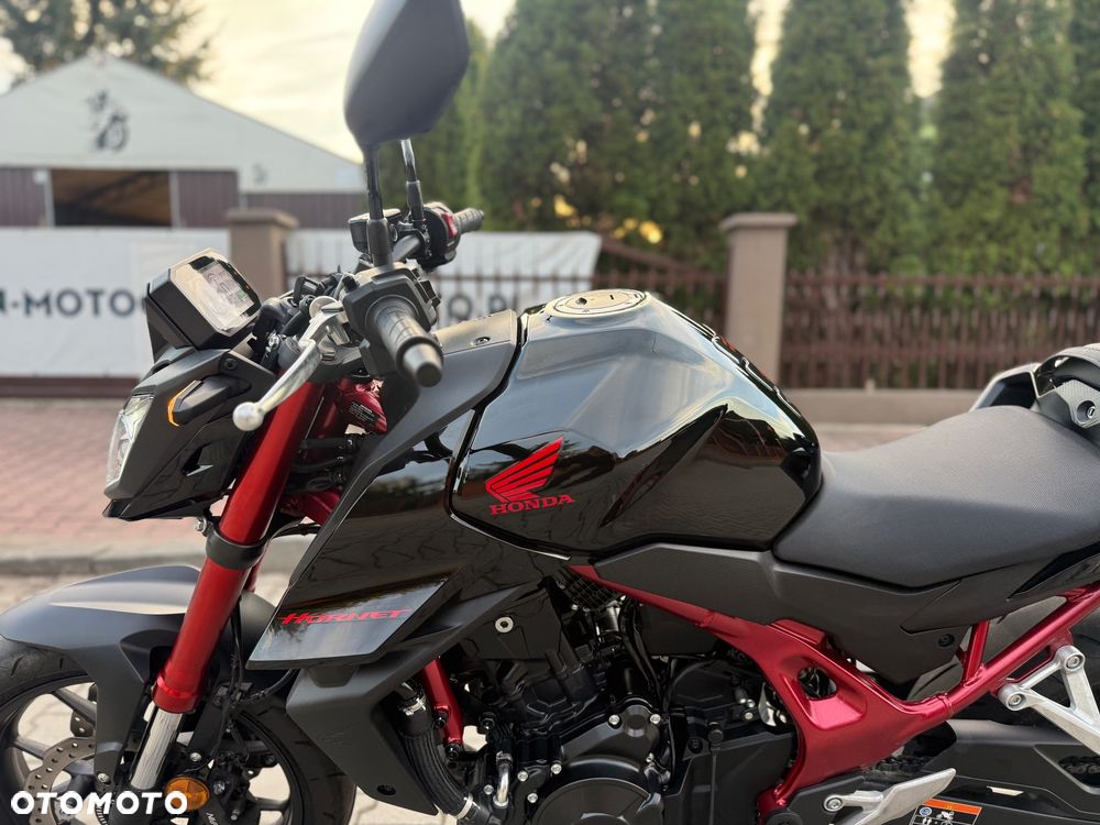 Honda Hornet - 24