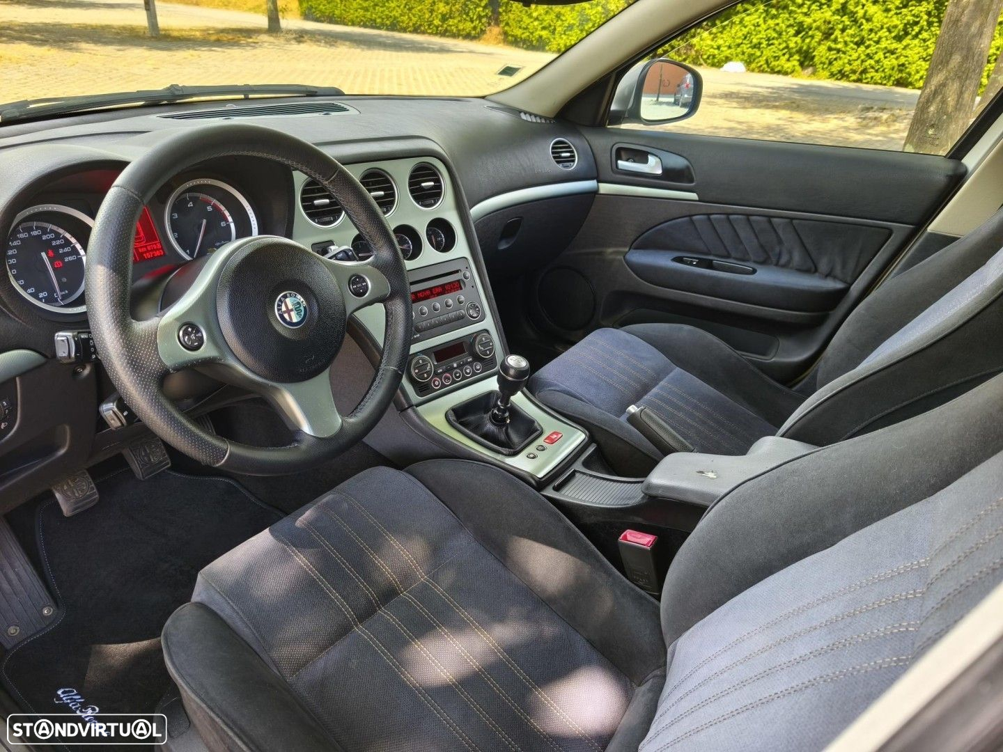 Alfa Romeo 159 1.9 JTDm 16V Sportiva - 15