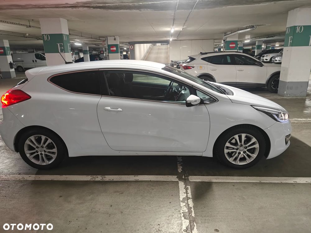 Kia ProCeed 1.6 Crdi M - 3