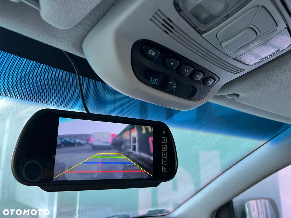 Toyota Sienna ver-3-5-v6 - 9