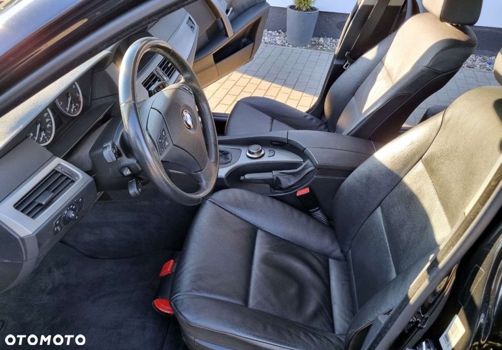 BMW Seria 5 - 21