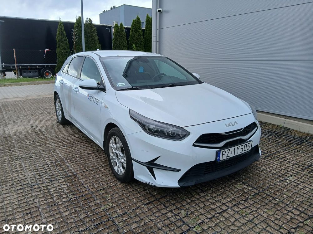 Kia Ceed 1.5 T-GDI M - 1