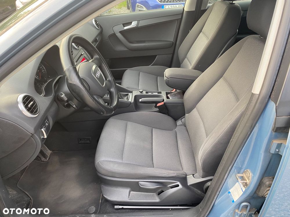 Audi A3 Sportback 1.6 S line Sportpaket (plus) - 19