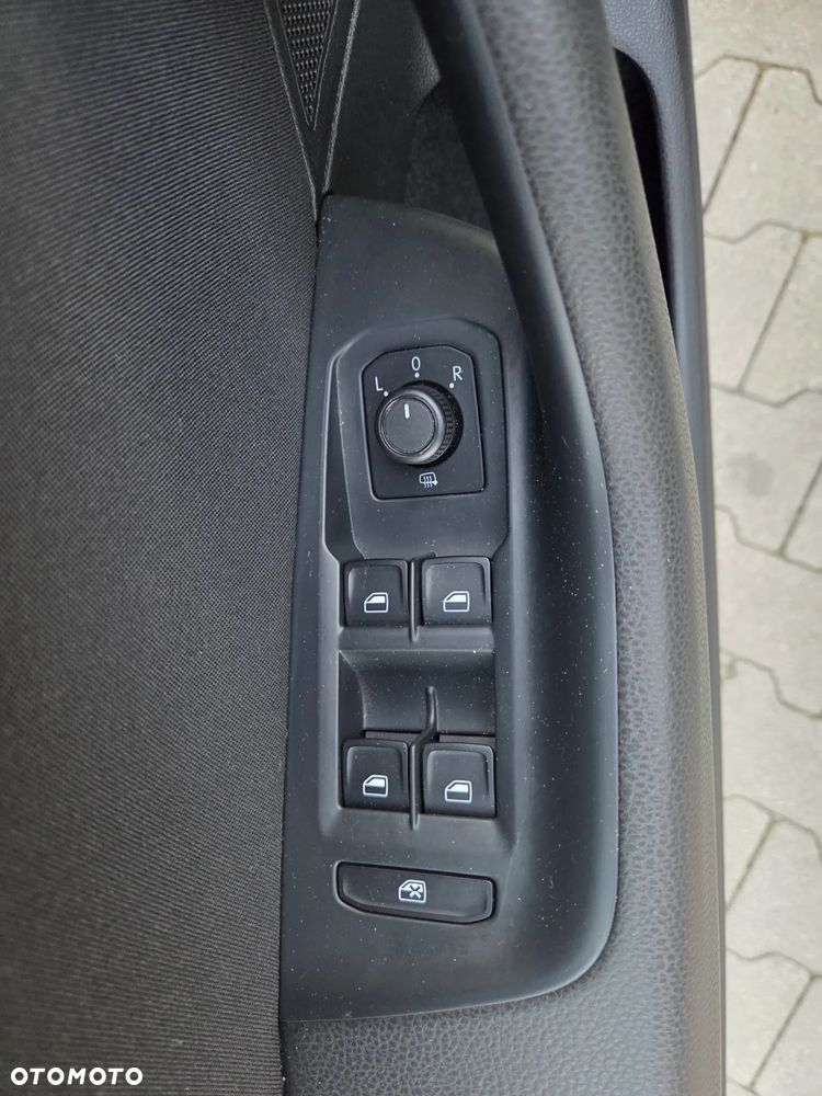 Volkswagen Passat 1.4 TSI ACT (BlueMotion Technology) Highline - 18