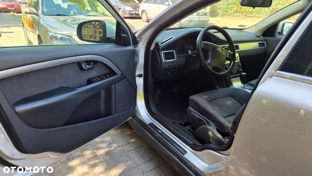 Volvo S80 2.4D5 Executive - 4