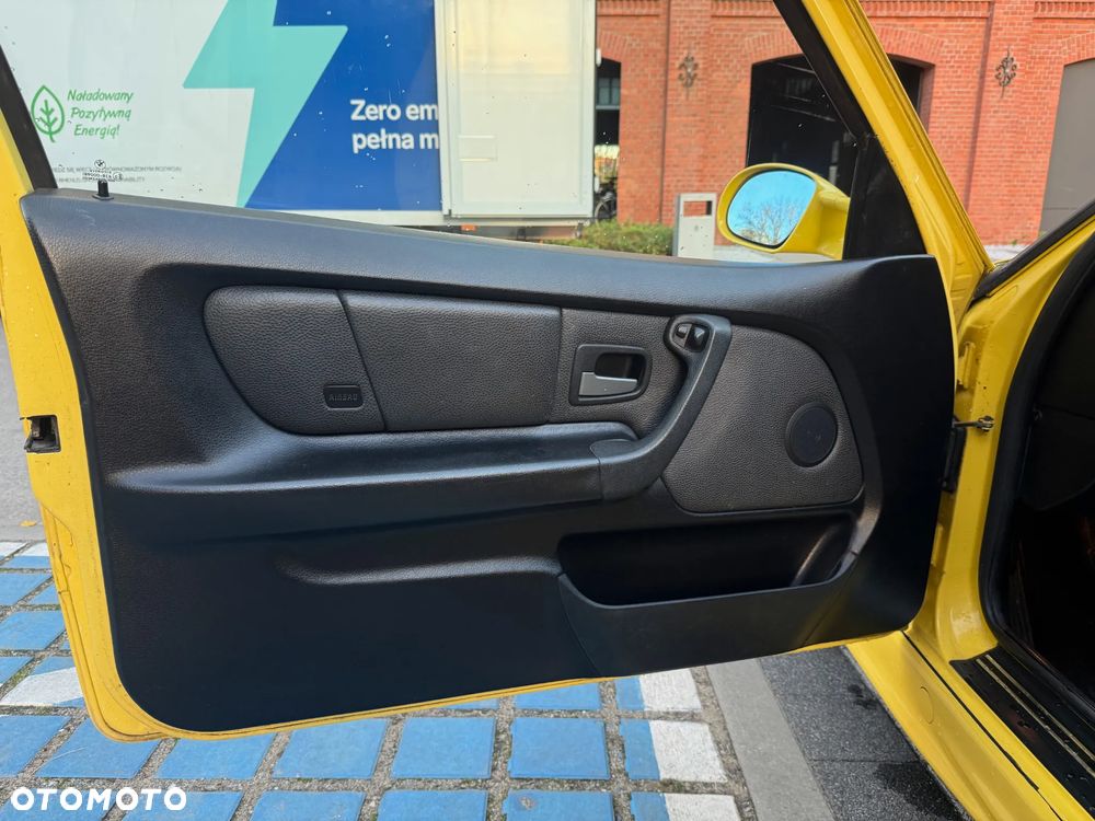 BMW Seria 3 323i - 22