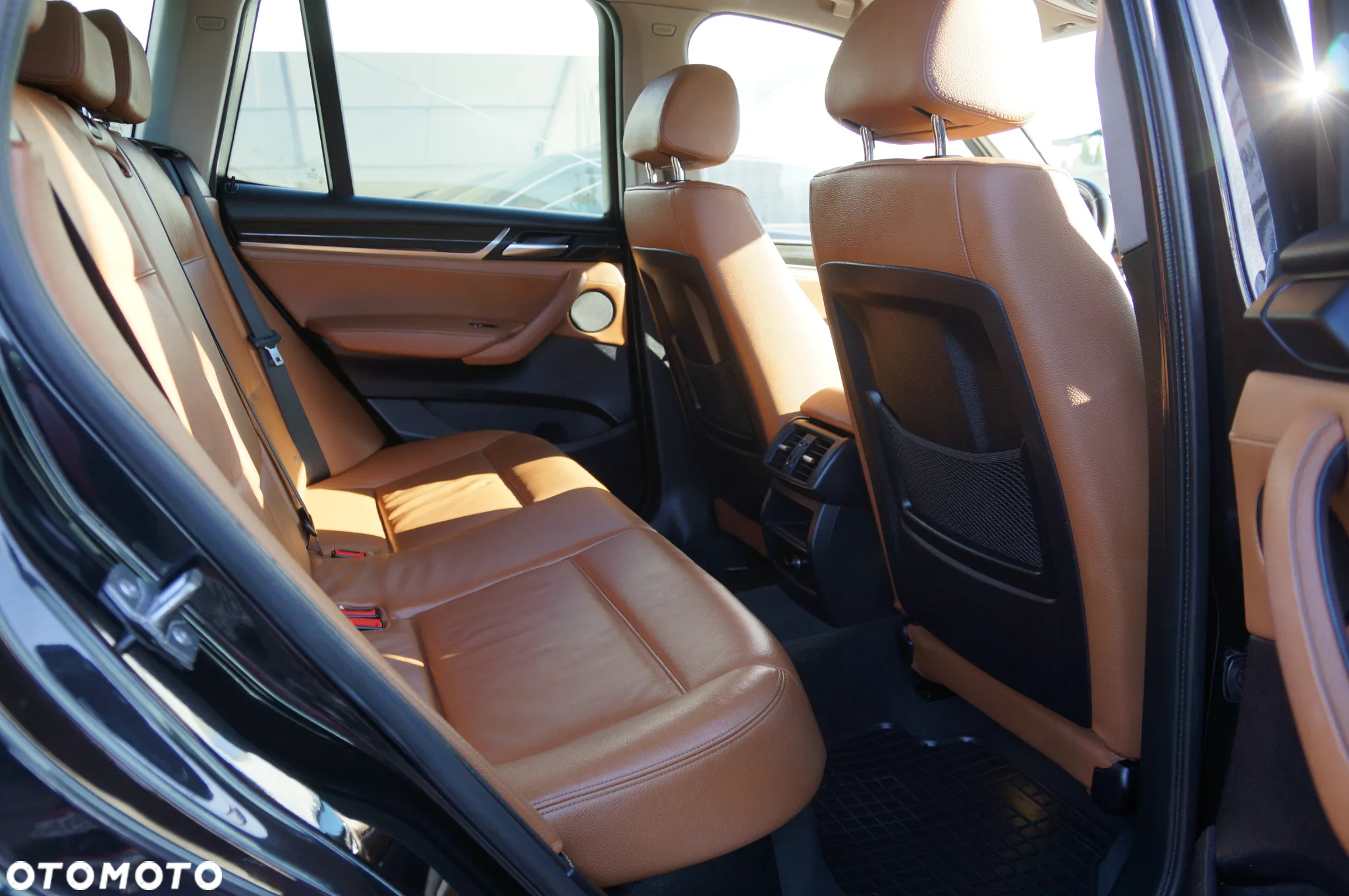 BMW X3 xDrive20i - 29