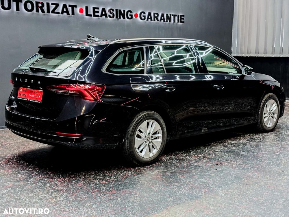 Skoda Octavia 2.0 TDI DSG Ambition - 10