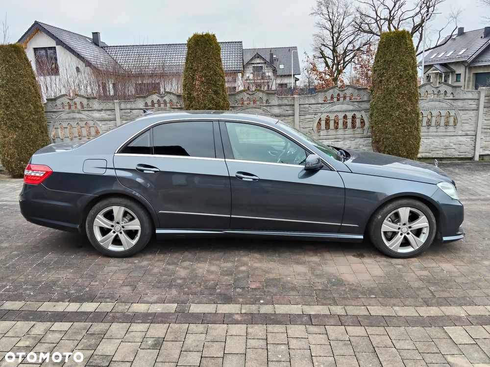 Mercedes-Benz Klasa E 350 CDI DPF 4Matic BlueEFFICIENCY 7G-TRONIC Avantgarde - 7