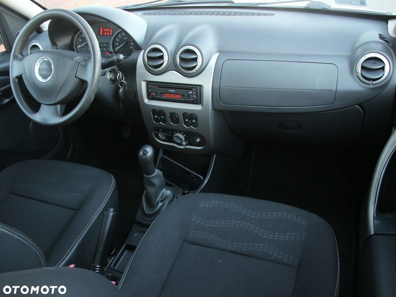 Dacia Sandero Stepway 1.6 - 26