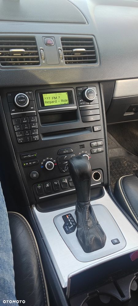 Volvo XC 90 D5 AWD Momentum - 10