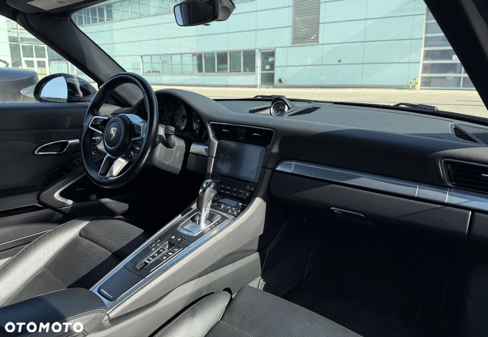 Porsche 911 Carrera S PDK - 16