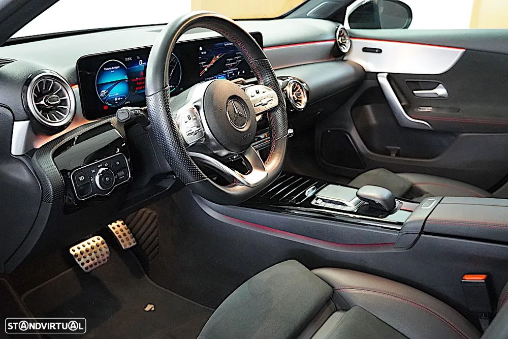 Mercedes-Benz A 250 e AMG Line - 2