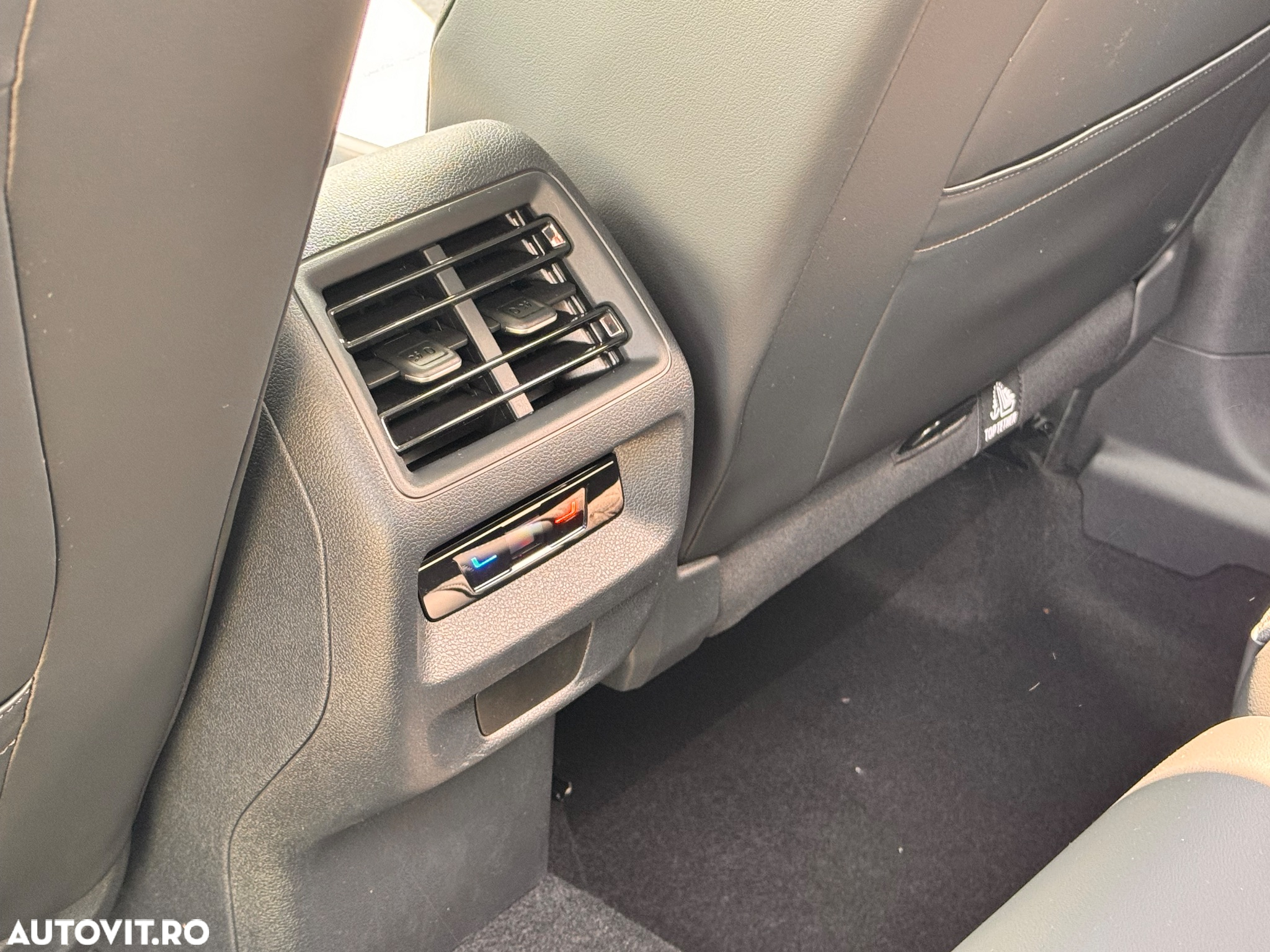 Volkswagen Tiguan 2.0 TDI DSG 4Motion Life - 16