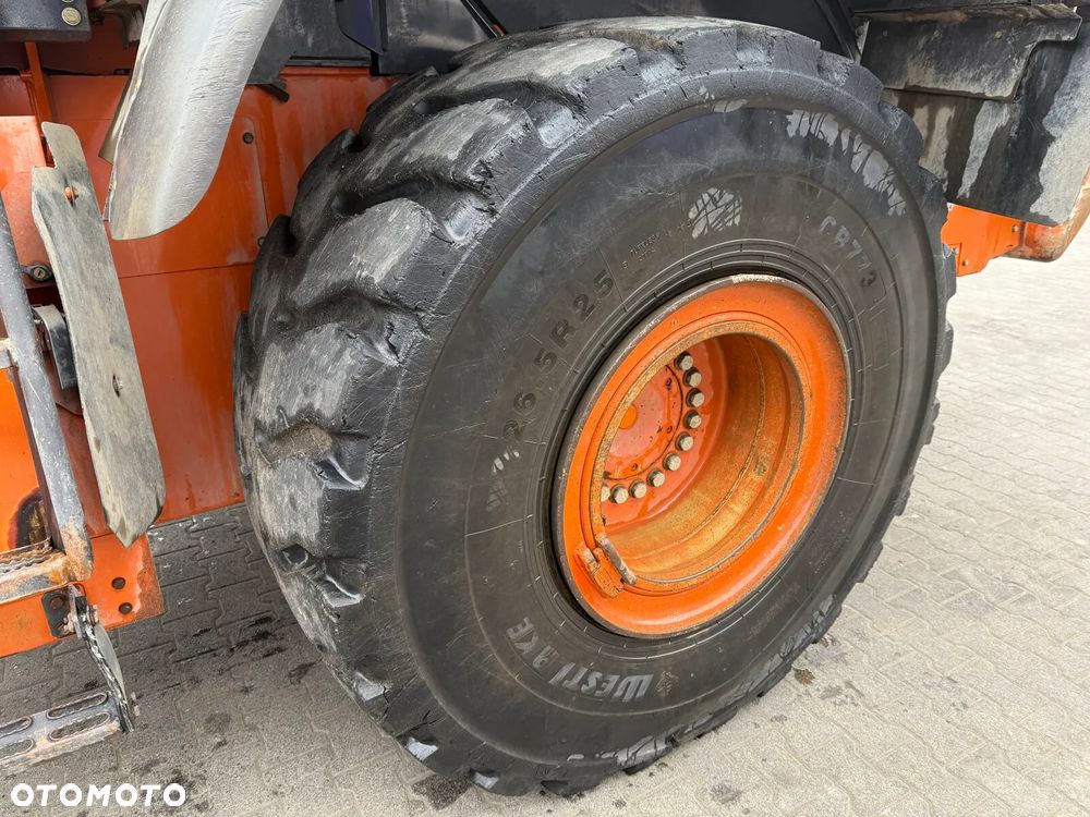 Hitachi ZW310-6 - 26