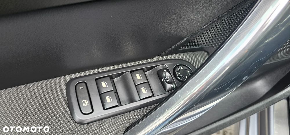 Peugeot 308 CC 2.0 HDi Sport Pack - 8