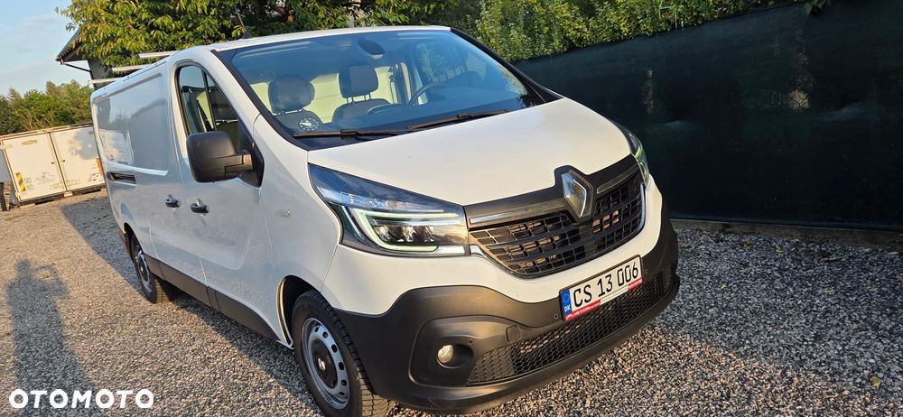 Renault Trafic - 11