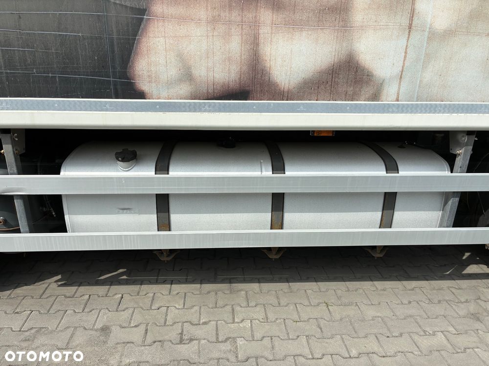 DAF CF 75 310 - 11