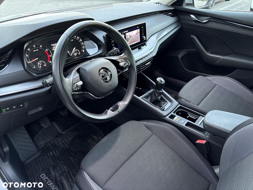 Skoda Octavia 1.5 TSI ACT Ambition - 9