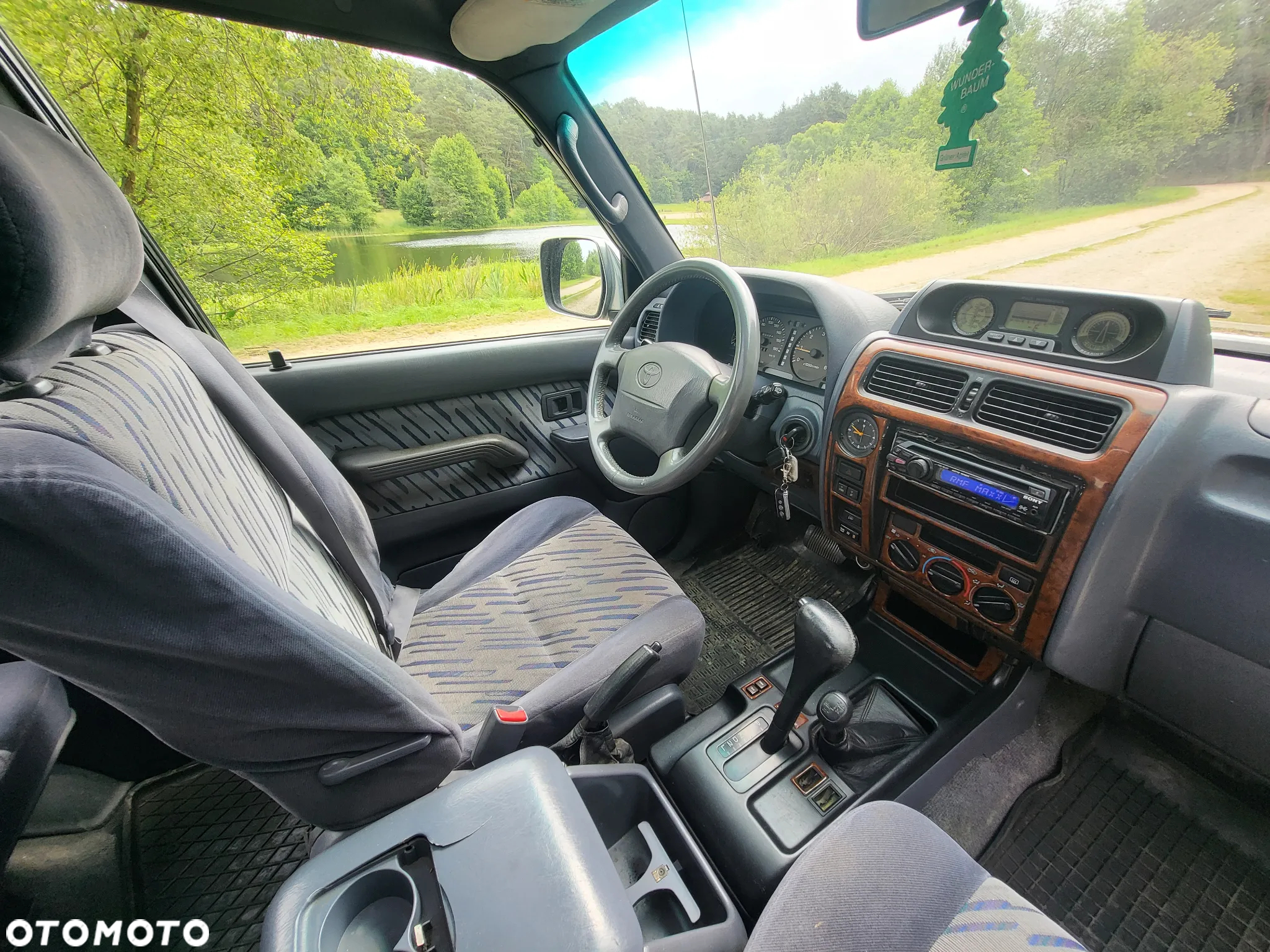 Toyota Land Cruiser - 19