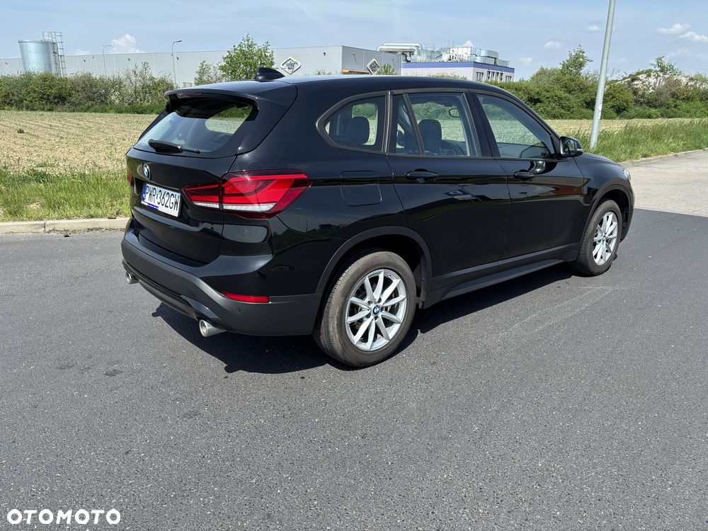 BMW X1 sDrive18d Sport Line - 6