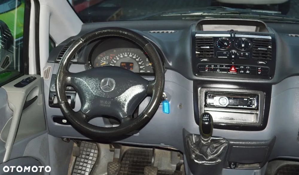 Mercedes-Benz Vito - 26