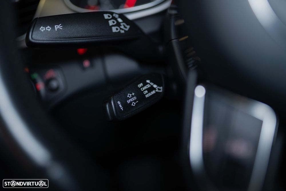 Audi A4 2.0 TDI Advance - 25