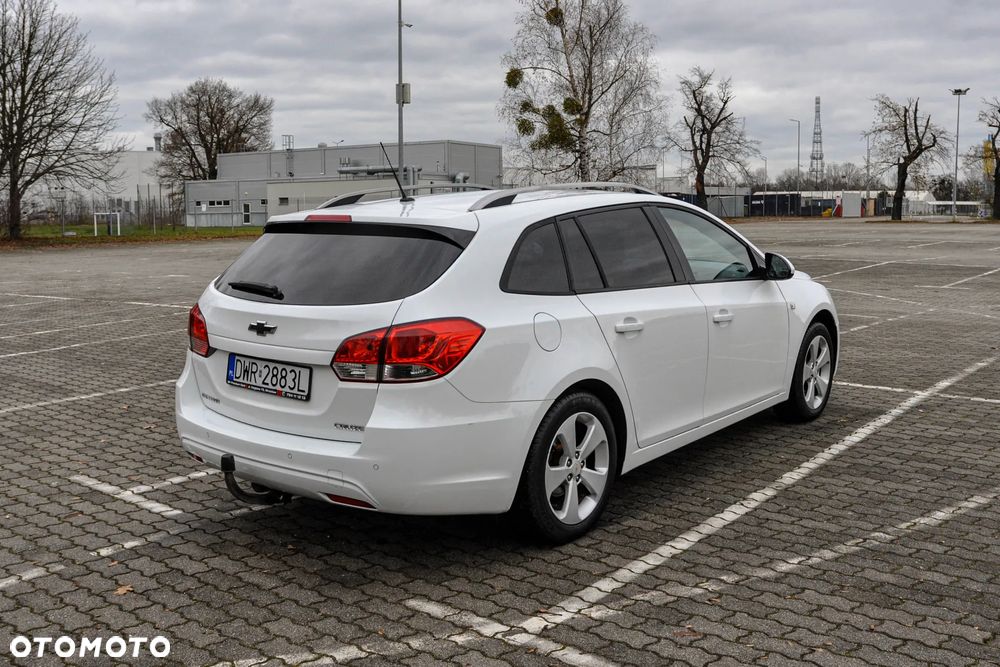 Chevrolet Cruze - 4
