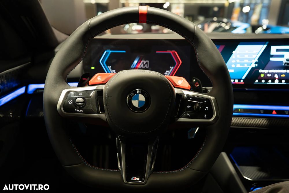 BMW M5 xDrive - 7