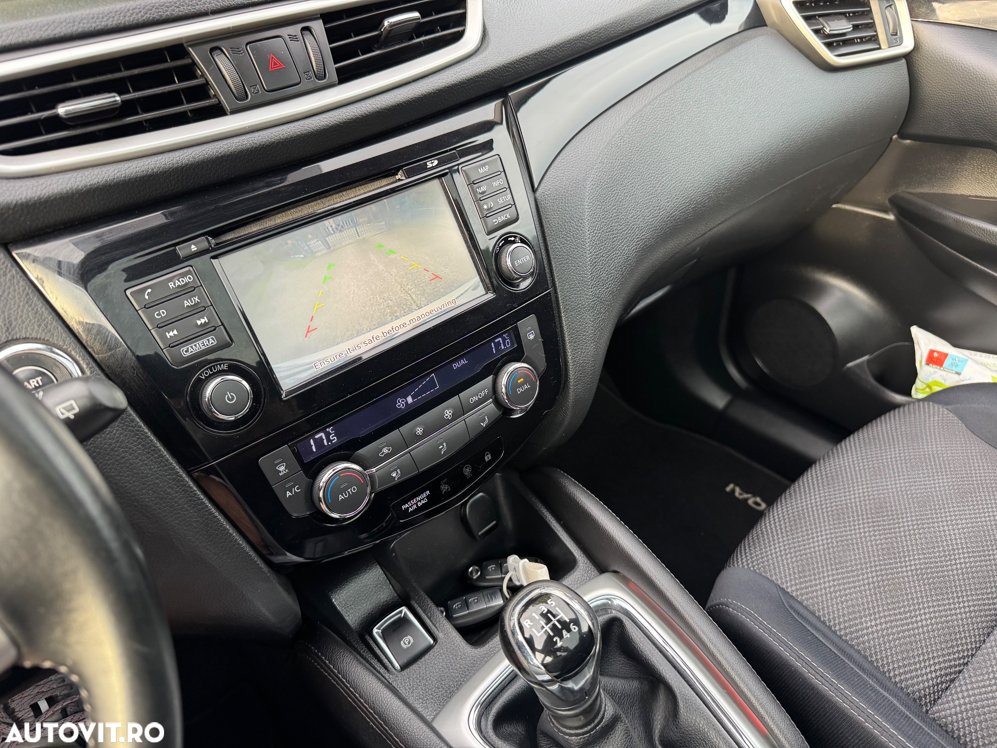 Nissan Qashqai 1.5 DCI TEKNA - 15