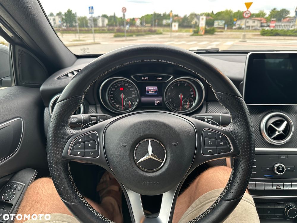 Mercedes-Benz Klasa A 200 7G-DCT AMG Line - 19