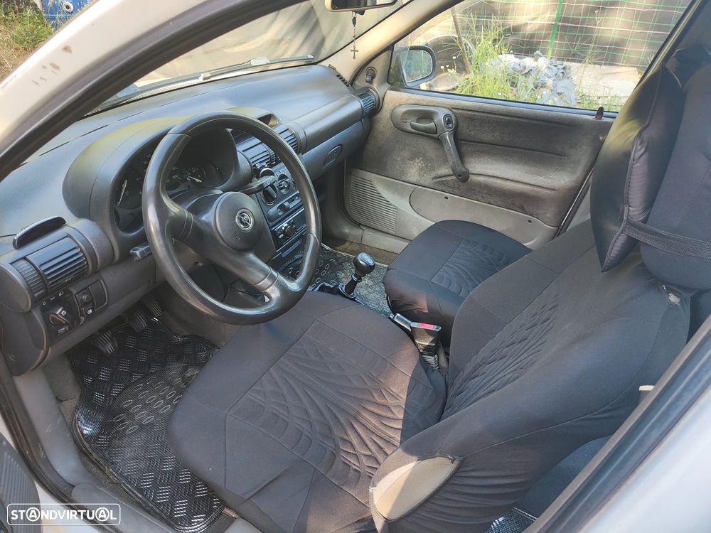 Opel Corsa 1.5 D Swing - 2