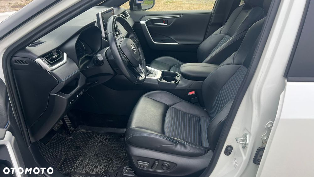 Toyota RAV4 2.5 Hybrid Selection 4x2 - 6