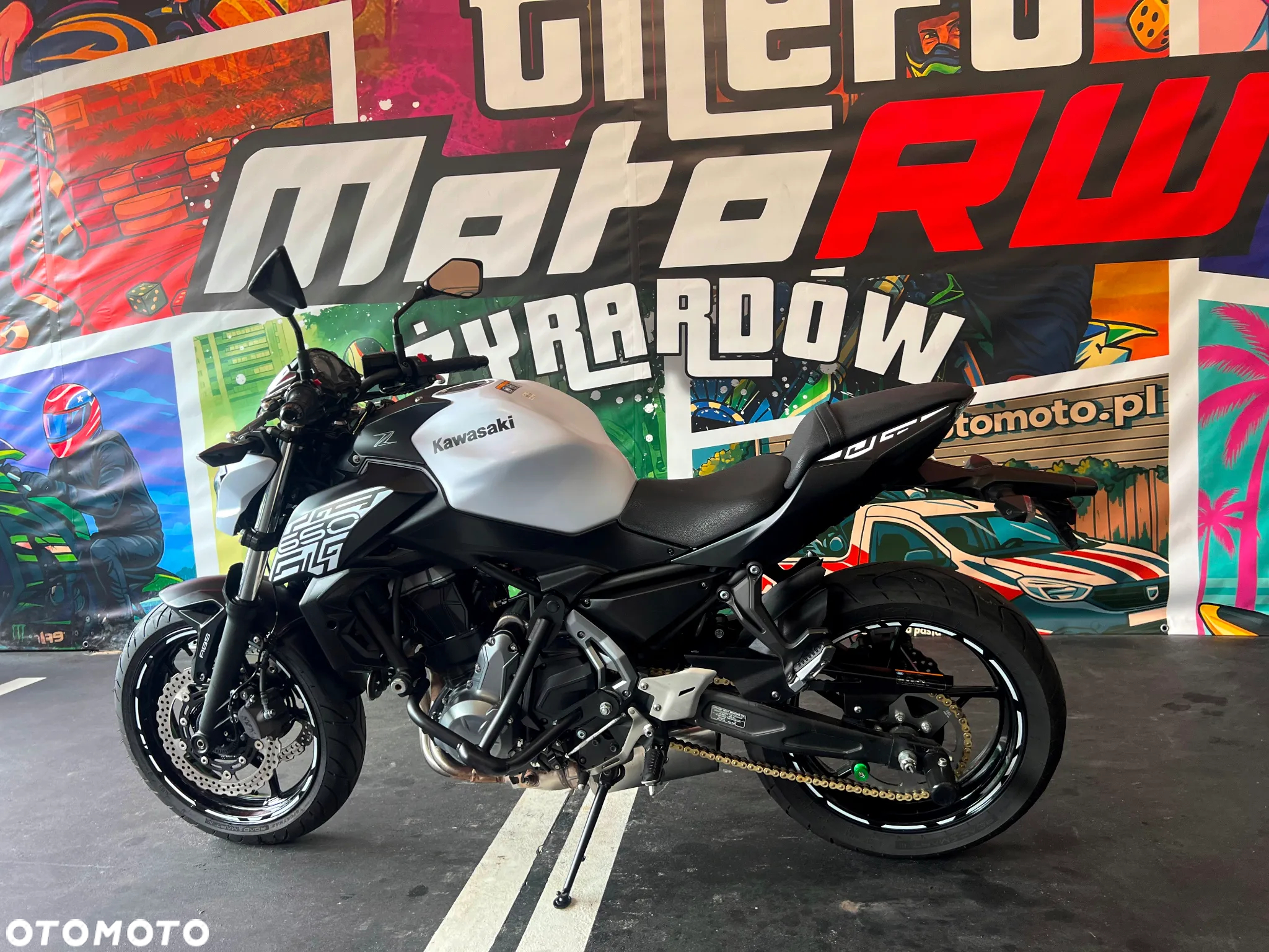 Kawasaki Z 650 - 16