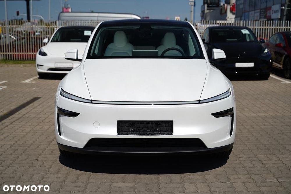 Tesla Model Y 79kWh Long Range RWD - 3