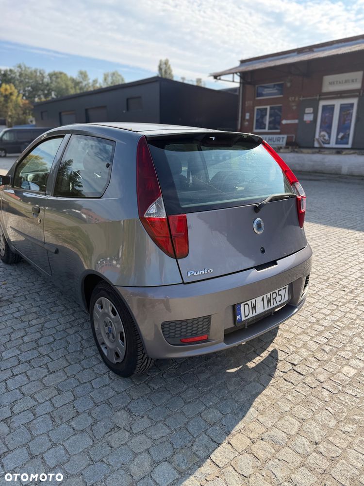 Fiat Punto 2003 photo 4