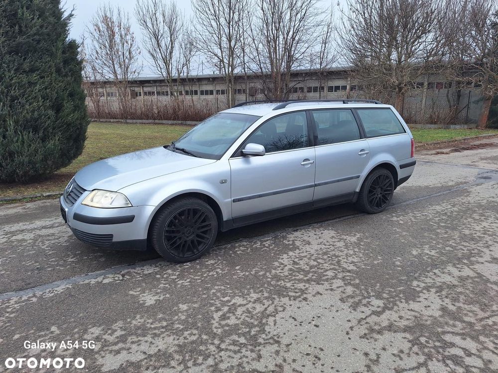 Volkswagen Passat 2.0 Basis - 4