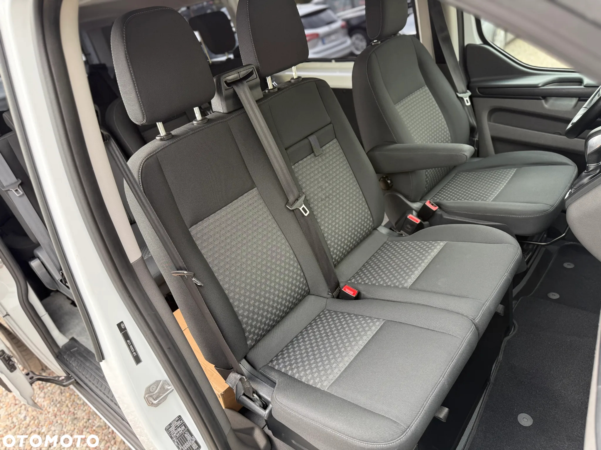 Ford Transit Custom 340 L2H2 VA Autm Nugget Plus - 22