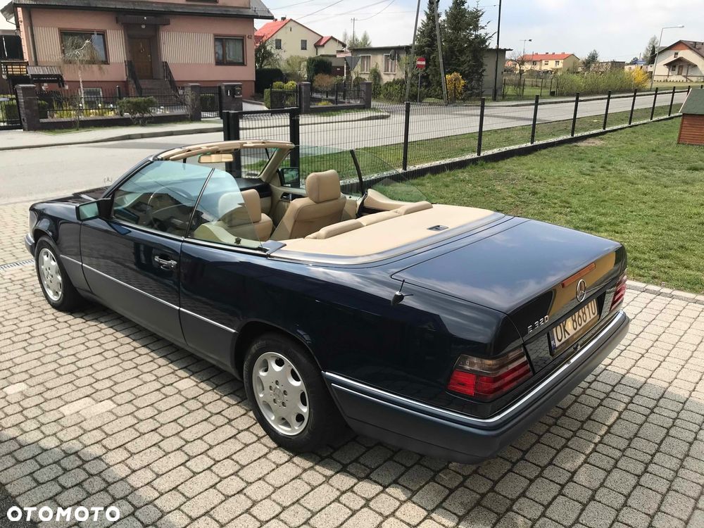 Mercedes-Benz Klasa E 320 - 5