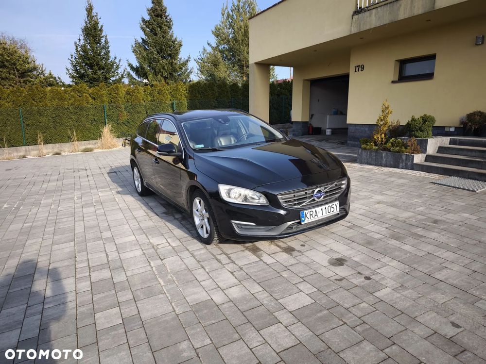 Volvo V60 D2 Geartronic Powershift Momentum - 17