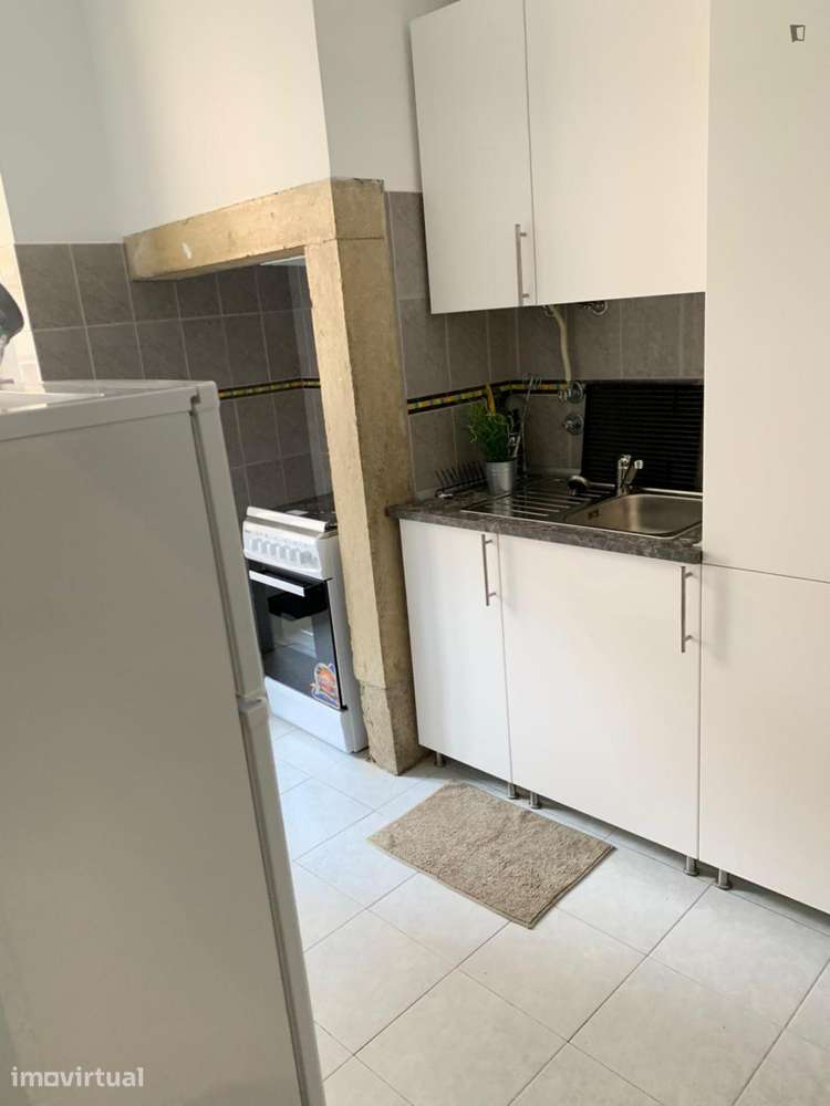 Quarto - localizado em Arroios Lisbon - Grande imagem: 4/19