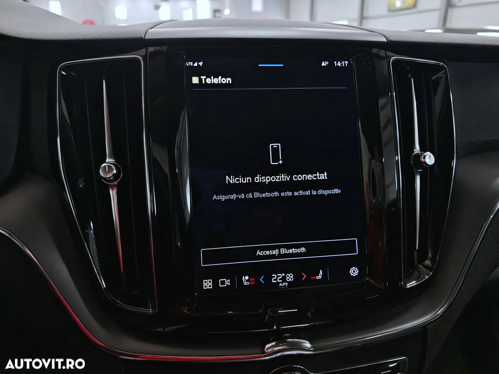 Volvo XC 60 B4 D AWD Core - 14