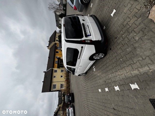 Volkswagen Caddy 2.0 TDI DSG - 4