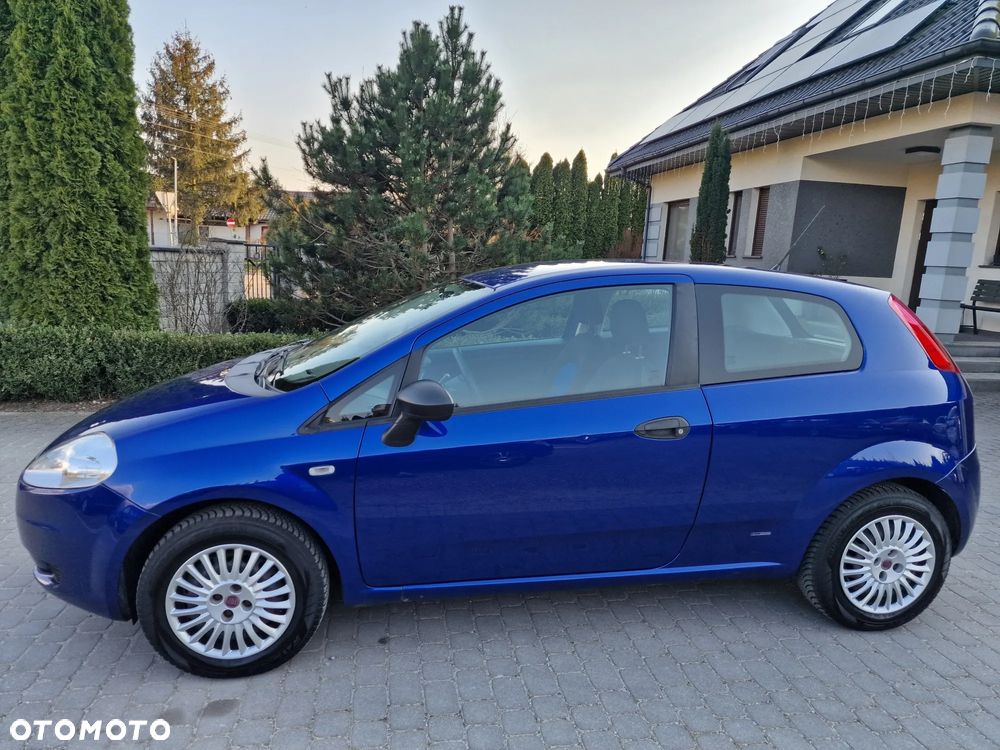 Fiat Punto 1.4 Easy S&S - 3