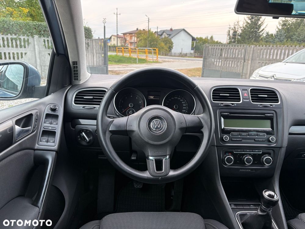 Volkswagen Golf - 38